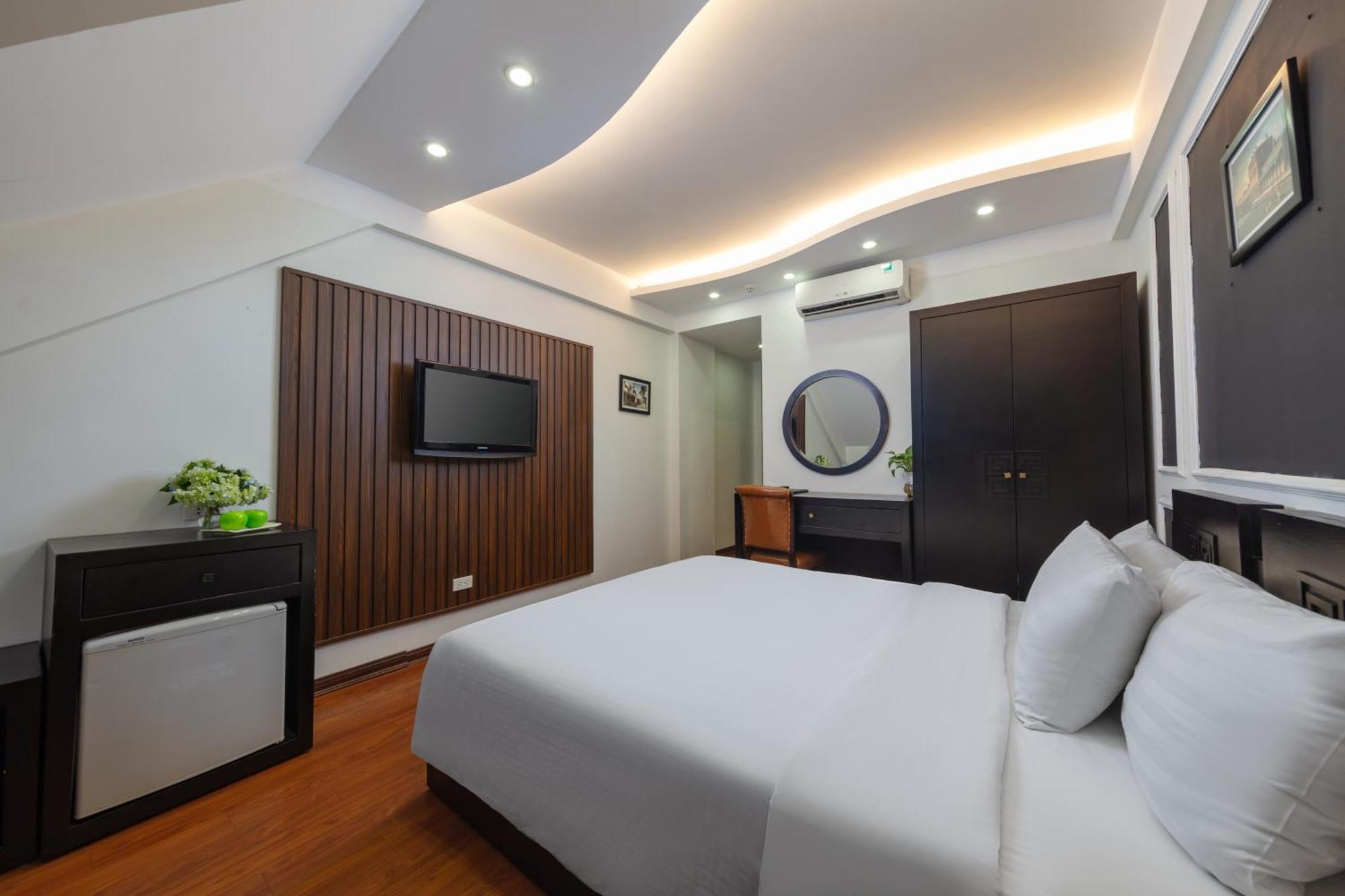 Viet Hotel & Travel Hanoi Exterior photo