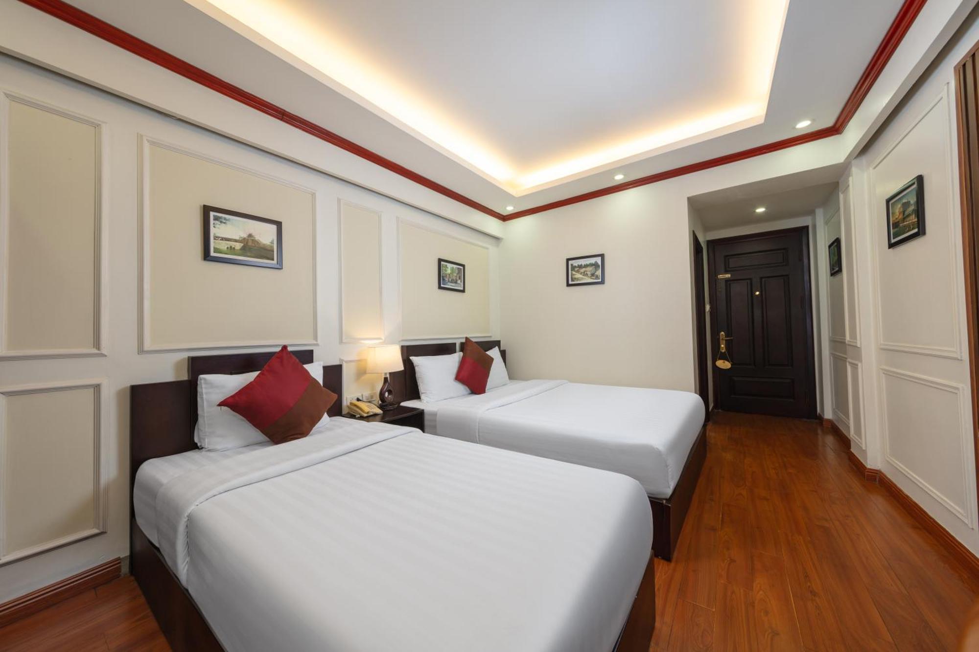 Viet Hotel & Travel Hanoi Exterior photo